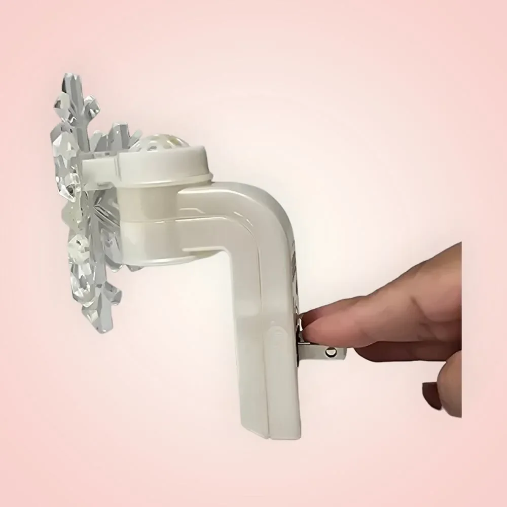 Bath‎ & Body Wallflowers fragrance Diffuser Plug in - clear snowflake - Picture 6 of 8